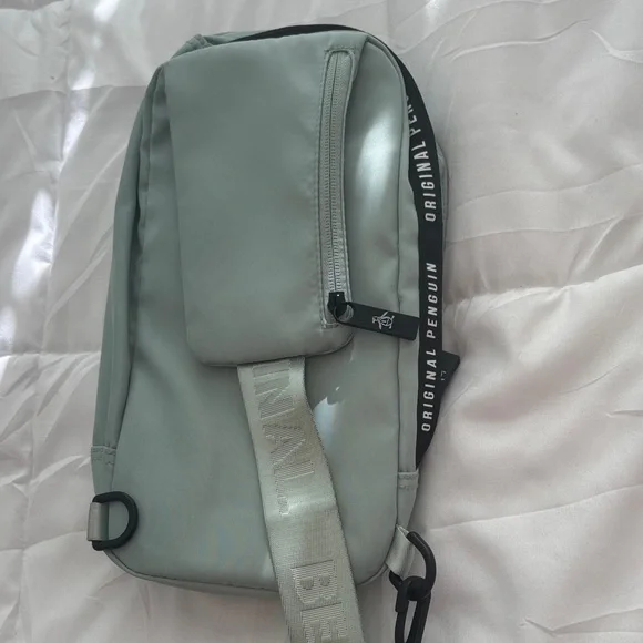 Original Penguin Mint Green Sling Bag - Picture 5 of 5